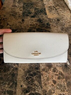 Coach wallet white leather